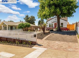 4057 Maple Ave, Oakland, CA 94602