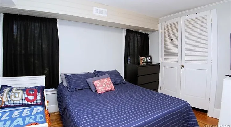 740 Quinnipiac Ave #2 — Photo 4