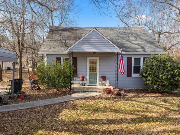 207 Ivydale Dr, Greenville, SC 29609