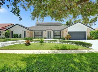 7475 Estrella Cir, Boca Raton, FL 33433