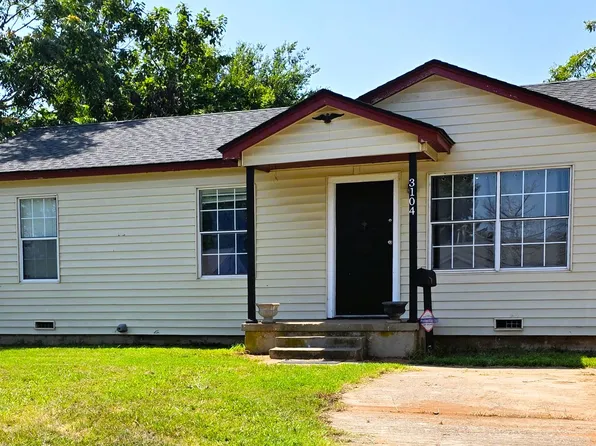 3104 SE 21st St, Del City, OK 73115