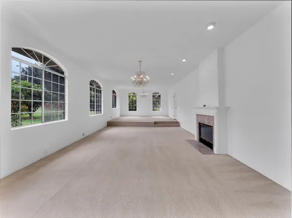 64-713 Aoakua Pl, Kamuela, HI 96743