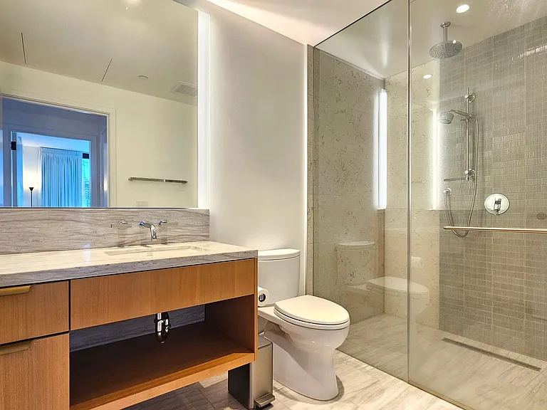 1100 Ala Moana Blvd #2703 — Photo 17