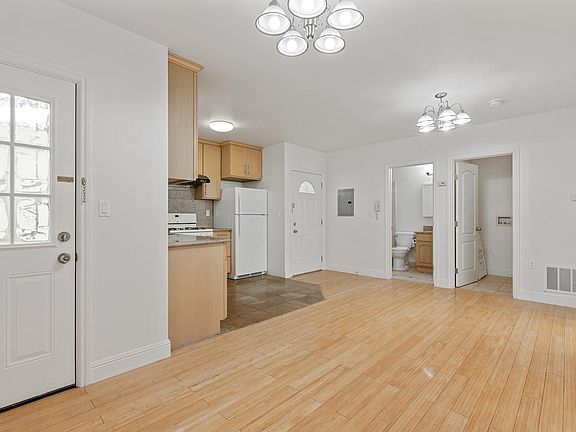 25 Blanken Ave #B, San Francisco, CA 94134 | Zillow