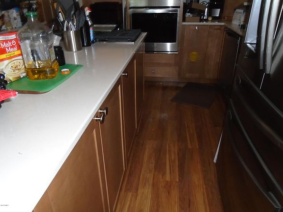 3rd image of 3010 W Loma Ln
