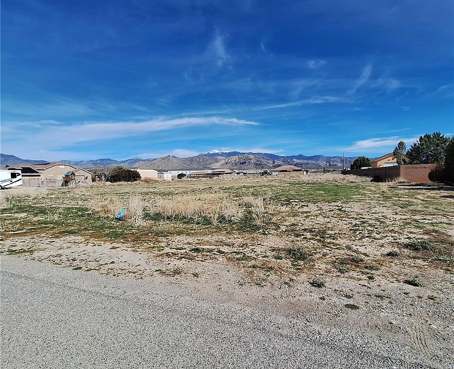 1st image of 2801 S Rainbow Ave