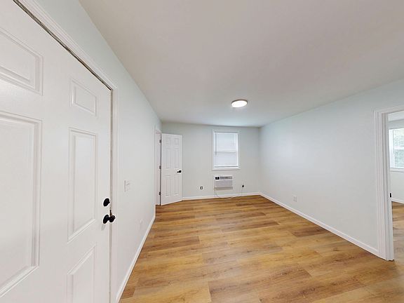 5th image of 1175 Randolph St #982025137