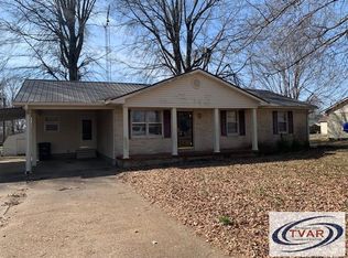 3309 Clearbrook Dr, Union City, TN 38261