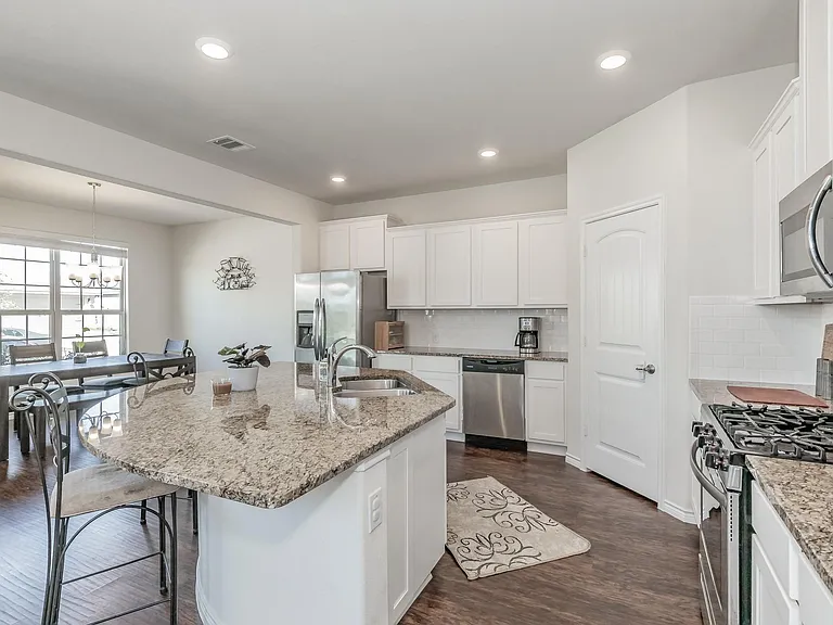 2444 Evening Stone Dr — Photo 3
