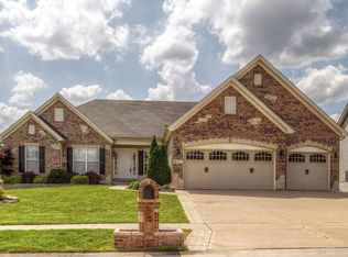607 Orchid Dr, O'Fallon, MO 63366