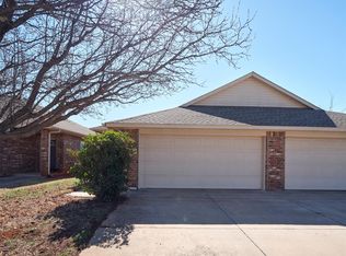 32 NW 155th St, Edmond, OK 73013