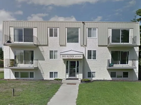 4932 56th St #302, Innisfail, AB T4G 1B7