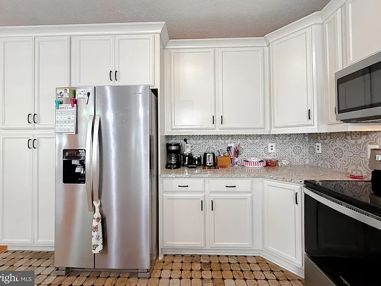 23118 Silverberry Way — Photo 10