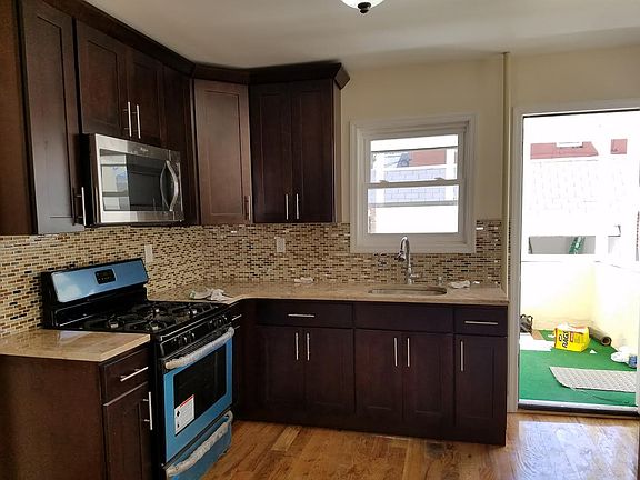 2nd image of 11547 133rd St