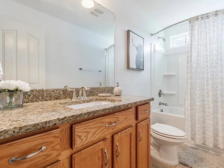 448 Riverdale Rd — Photo 21