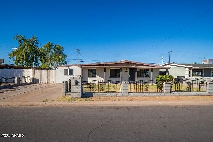 1st image of 3642 W LA SALLE Street