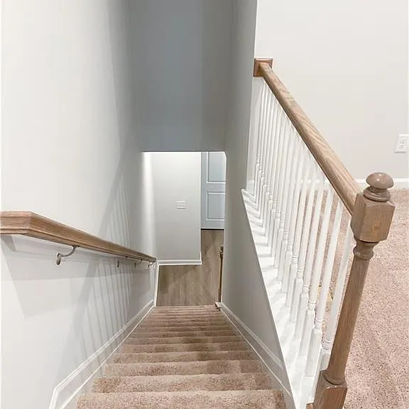 483 Crown Dr — Photo 10