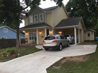 1103 Farm St, Bastrop, TX 78602