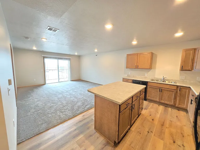Home - Field Apartments I — Photo 32