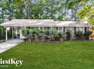 525 Jefferson Ave, Fayetteville, GA 30214