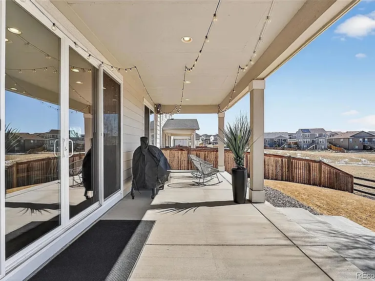 949 N Undergrove Way — Photo 30