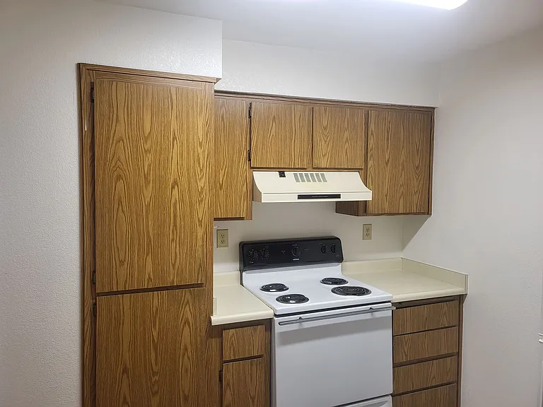 818 E Tabor Ave — Photo 12