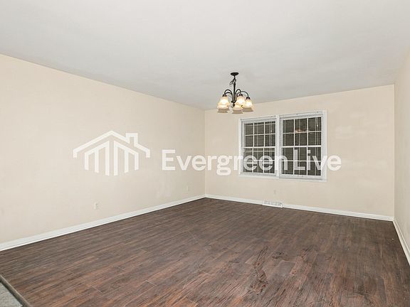 3rd image of 7541 Acre Ln