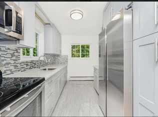 415 Warwick Ave, Mount Vernon, NY 10553