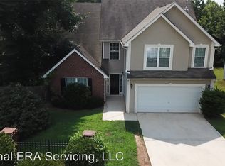 1101 Oak Hollow Ln, Hampton, GA 30228