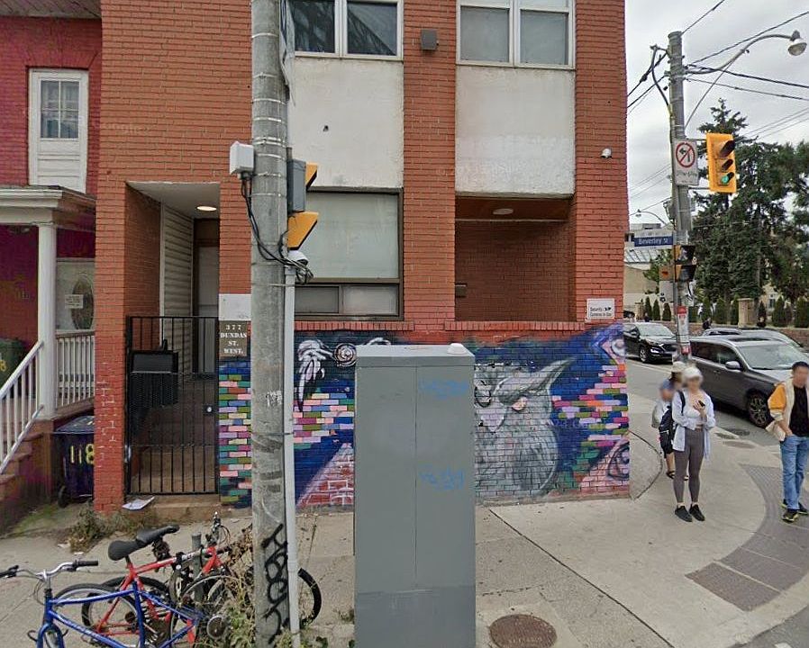 1st image of 377 Dundas St W Floor 3