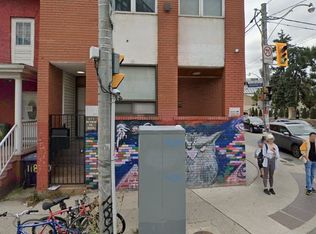 377 Dundas St W Floor 3, Toronto, ON M5T 1G6