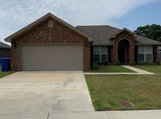 608 George Dr, Prattville, AL 36067