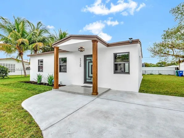 1720 NW 167th St, Miami Gardens, FL 33054