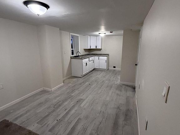 2nd image of 27 South St