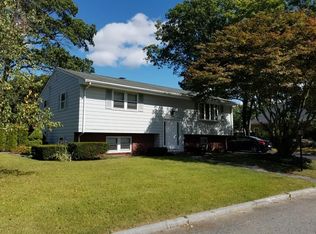 250 Nichols St, Fall River, MA 02720