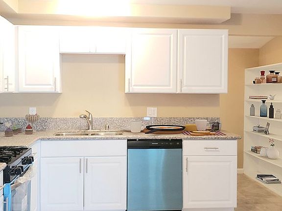 4th image of 1280 W Avenue H12