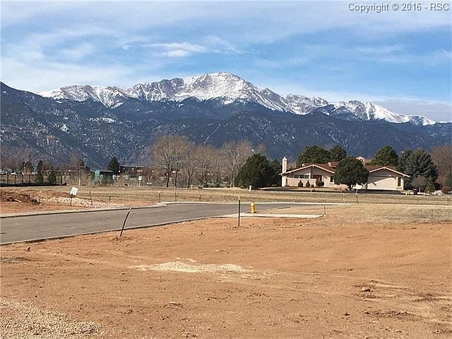 2nd image of 1622 Rockview Trl