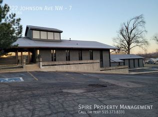 2222 Johnson Ave NW STE 7, Cedar Rapids, IA 52405