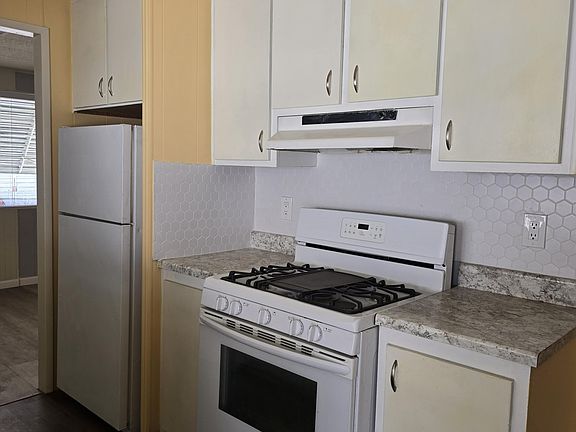 3rd image of 205 W BELL Road #246