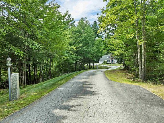 4th image of 8 Wilson Meadow Road