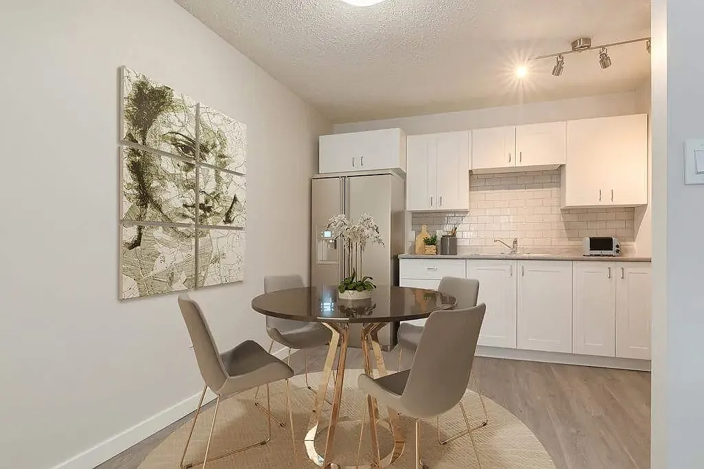 Cotton Wood Apartments — Photo 1