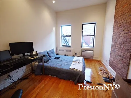 Rented by JM Preston Properties LLC | media 21