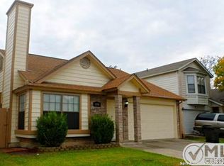 9390 Valley Hedge, San Antonio, TX 78250