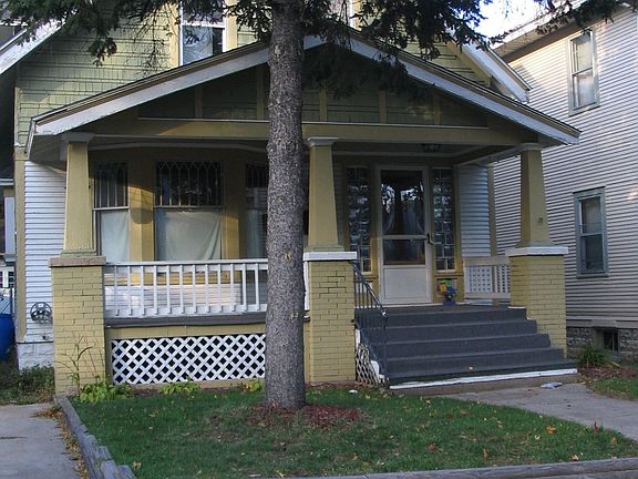 4th image of 855 11th St NW