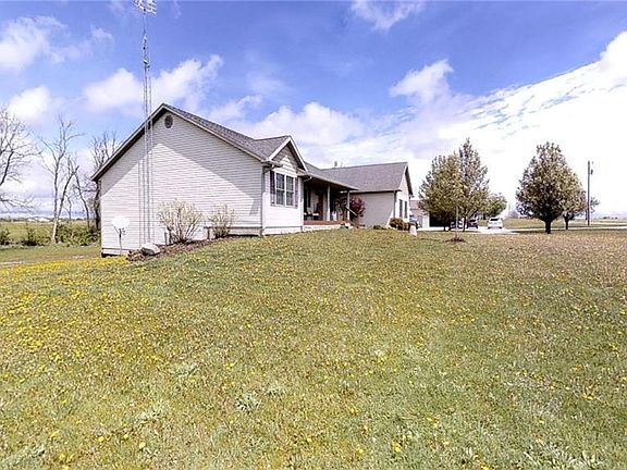 2nd image of 6590 Woodville Pike