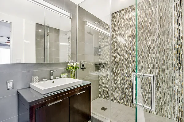 Rented by REAL New York | media 6