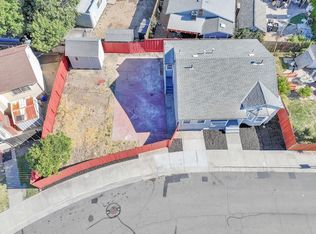 425 W 8th St, Pittsburg, CA 94565