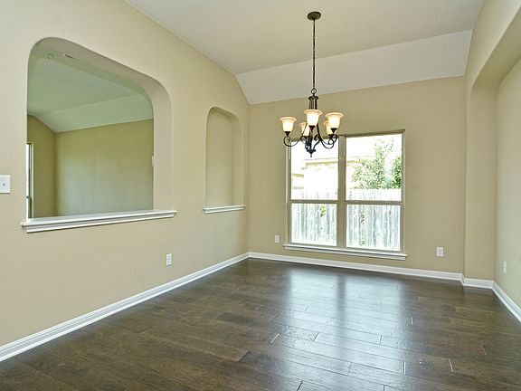 5th image of 1907 Valle Verde Dr