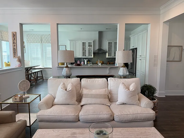 1542 Banning St — Photo 11