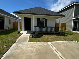 16750 N Marie Village Dr, Conroe, TX 77306